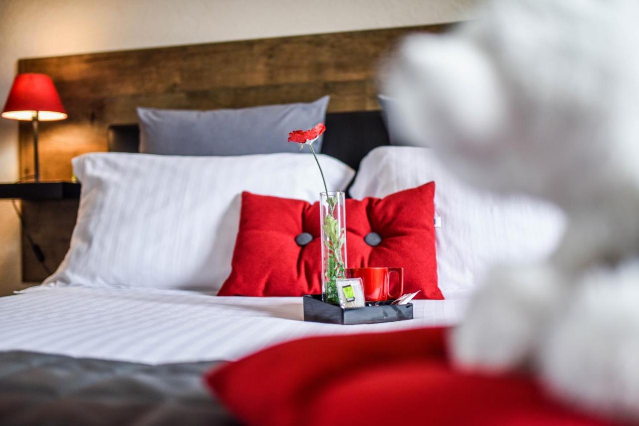 Hotel Auberge L'Estanquet Urt Luaran gambar