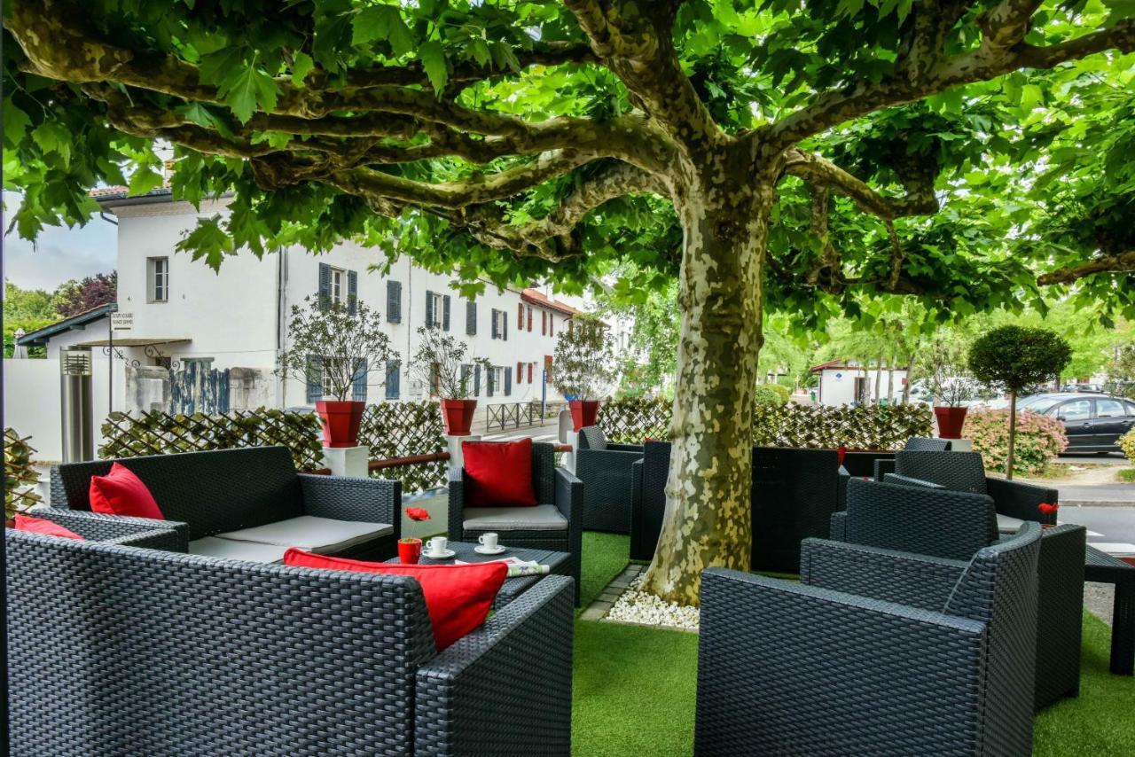 Hotel Auberge L'Estanquet Urt Luaran gambar