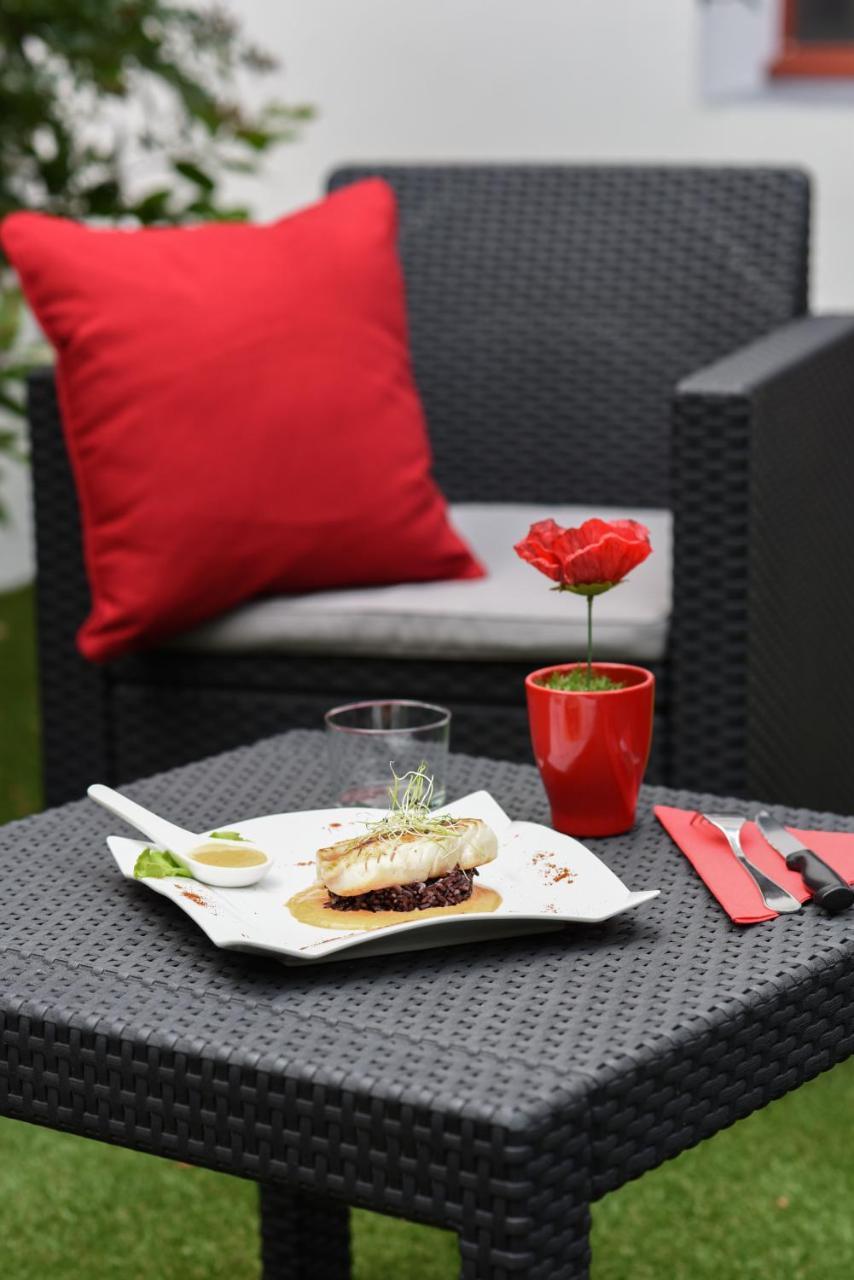 Hotel Auberge L'Estanquet Urt Luaran gambar