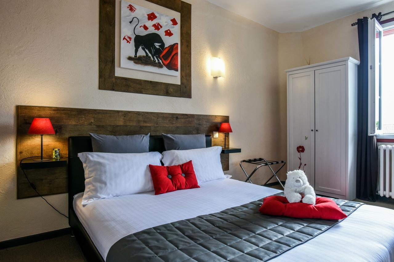 Hotel Auberge L'Estanquet Urt Luaran gambar