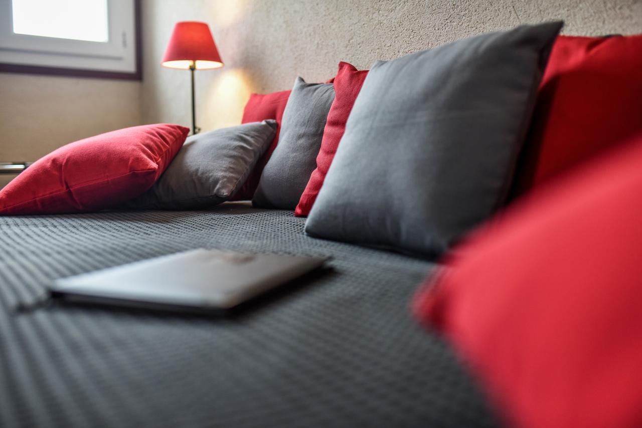 Hotel Auberge L'Estanquet Urt Luaran gambar